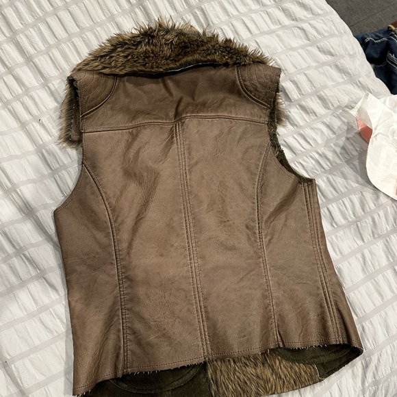 Tribal Jeans Faux Fur Vest Brown - Picture 2 of 3